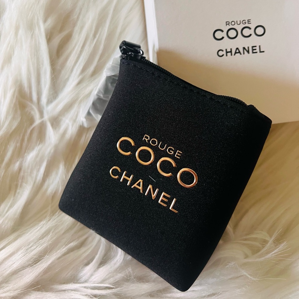CHANEL Rouge Coco Pouch Novelty 2025 4”x 3”x 1.5” Very Rare!